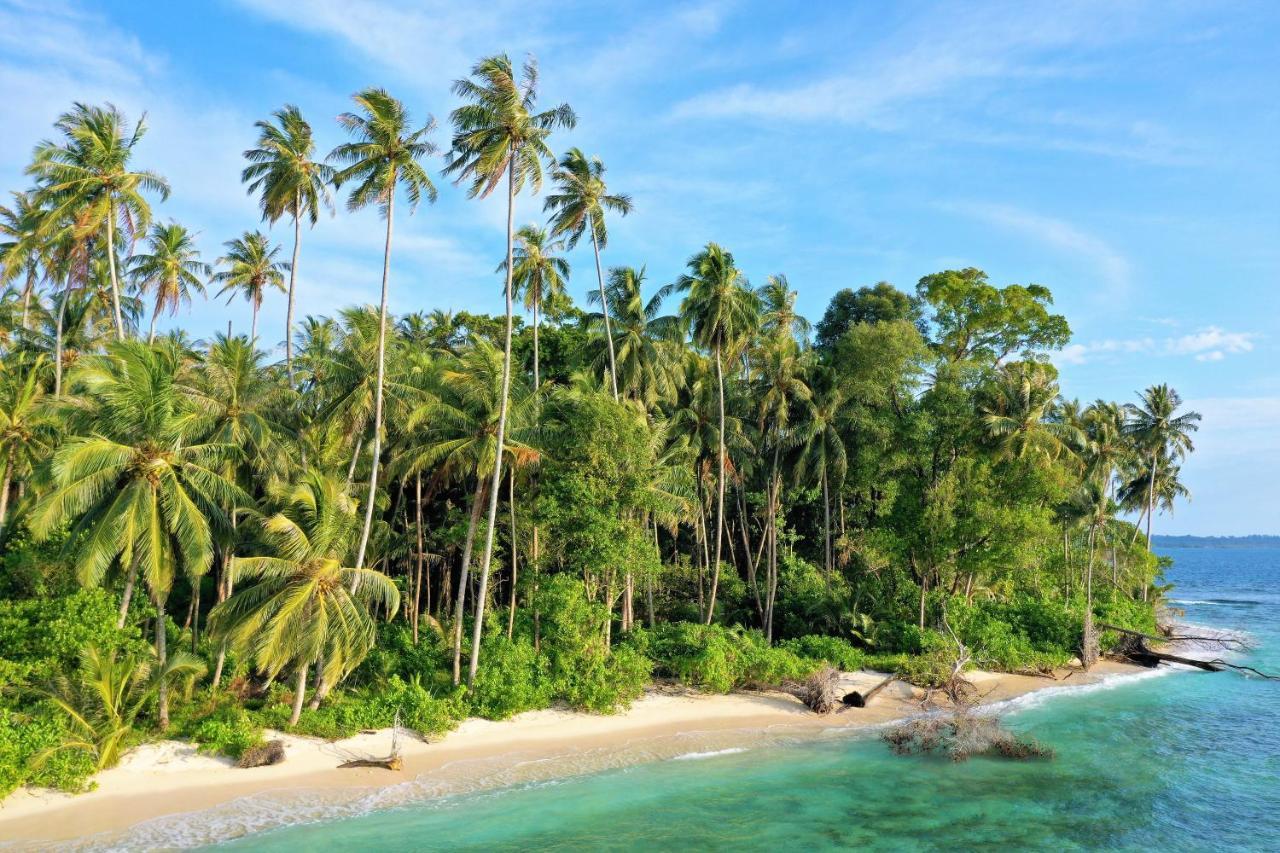 Tailana Island Pulau Banyak Hotel Alaban Екстериор снимка